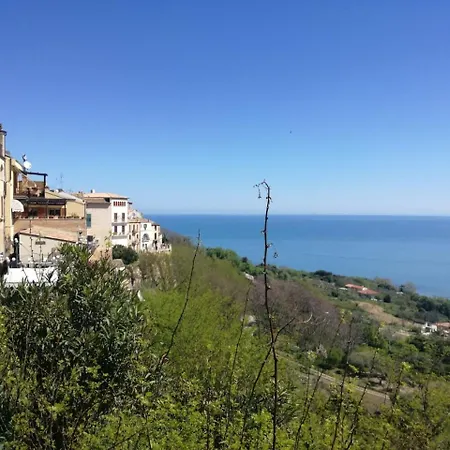 Holiday Via S. Salvatore Monteodorisio